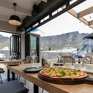 4* Hotel Kloof Street - Lion Roars &